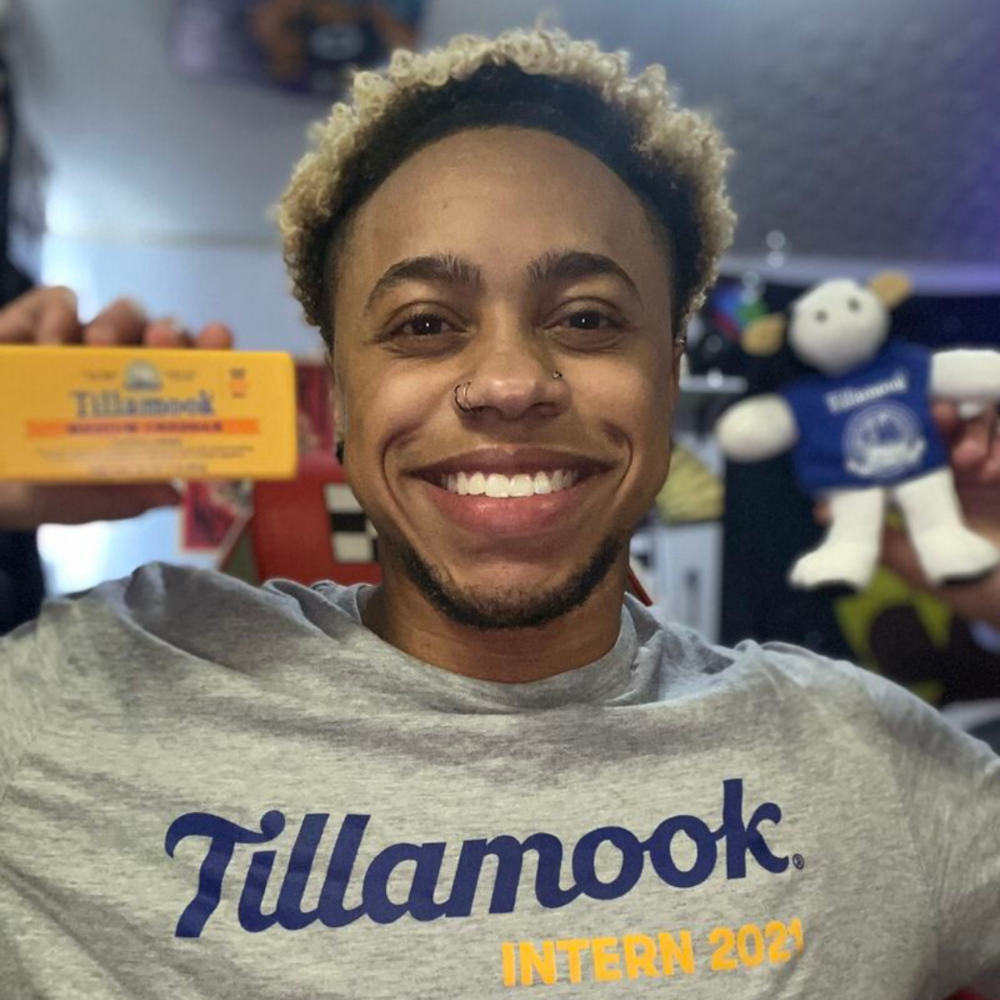 Derik Holt, ELI 2021 Intern at Tillamook County Creamery Association 